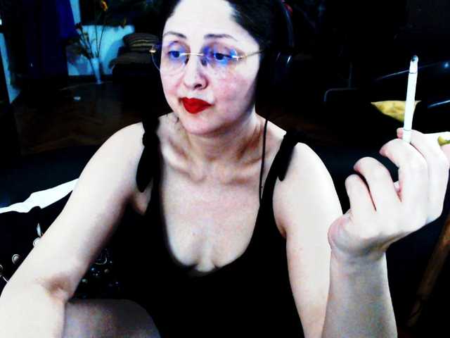 1imperatriza live cam on BongaCams