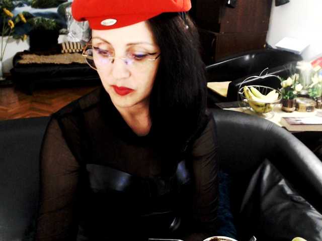 1imperatriza live cam on BongaCams