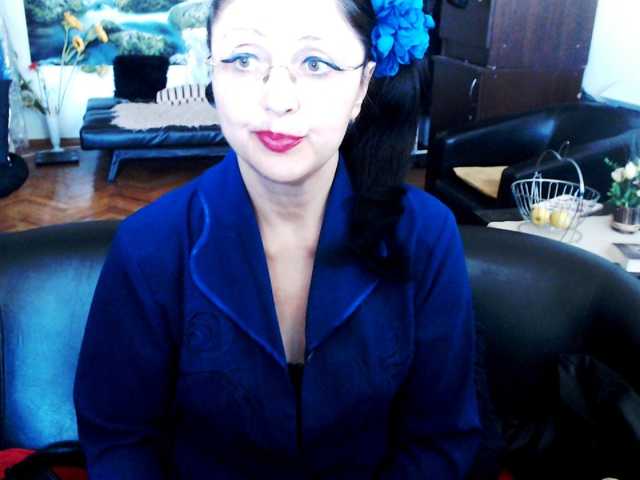 1imperatriza live cam on BongaCams