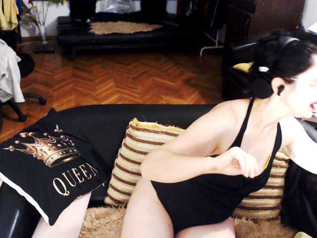 1imperatriza live cam on BongaCams