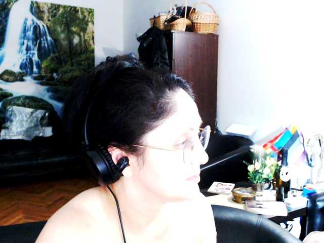 1imperatriza live cam on BongaCams