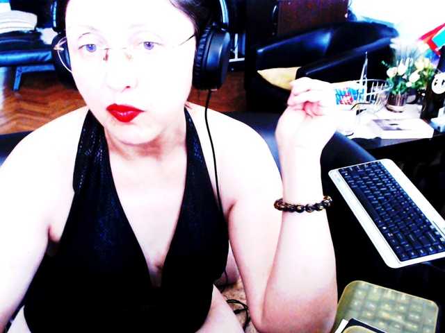 1imperatriza live cam on BongaCams