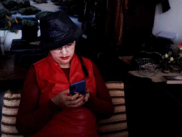 1imperatriza live cam on BongaCams