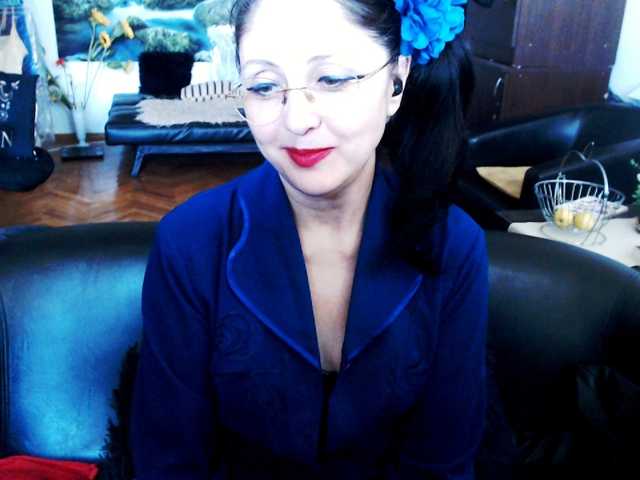 1imperatriza live cam on BongaCams