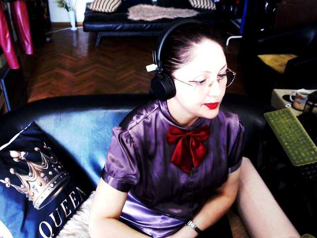 1imperatriza's BongaCams show and profile