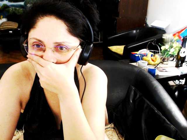 1imperatriza live cam on BongaCams