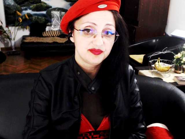 1imperatriza live cam on BongaCams