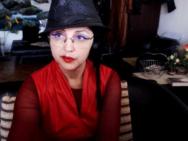 1imperatriza live cam on BongaCams