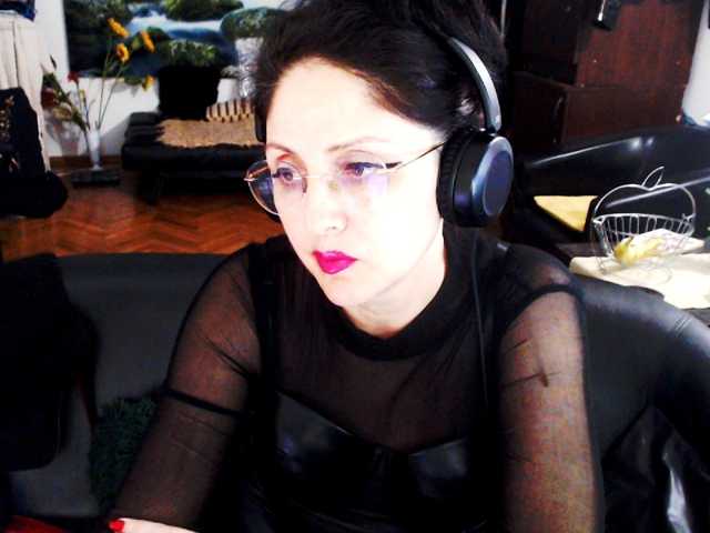 1imperatriza, en directo ahora en BongaCams