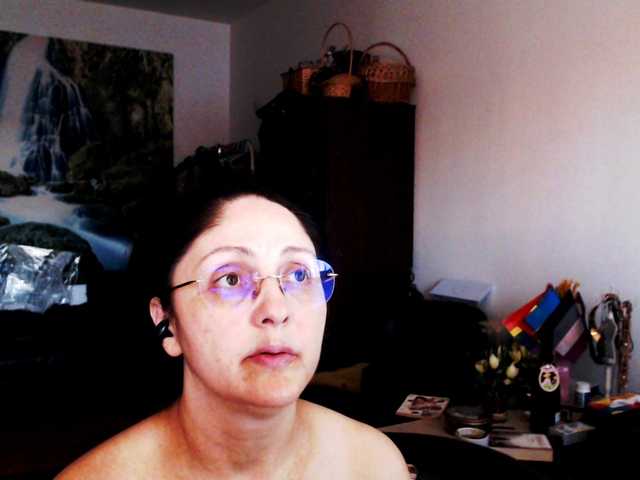 1imperatriza live cam on BongaCams