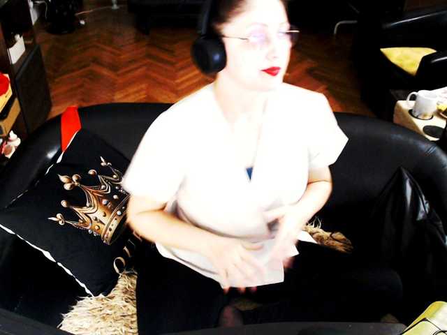 1imperatriza cam belle