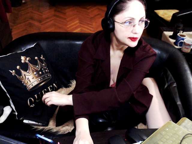 1imperatriza's BongaCams show and profile
