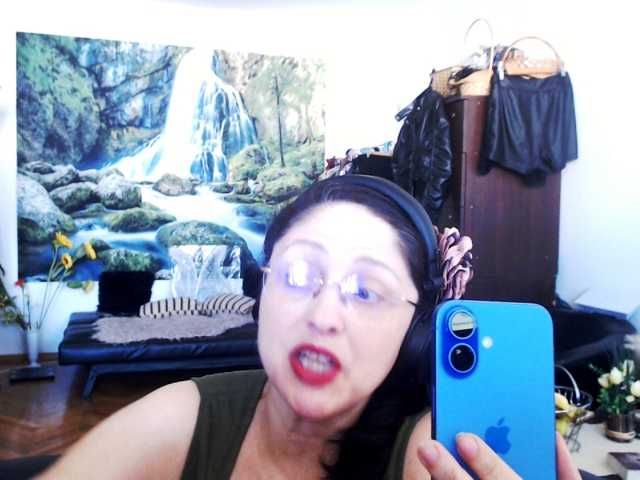 1imperatriza live cam on BongaCams