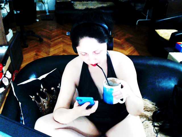 1imperatriza live cam on BongaCams