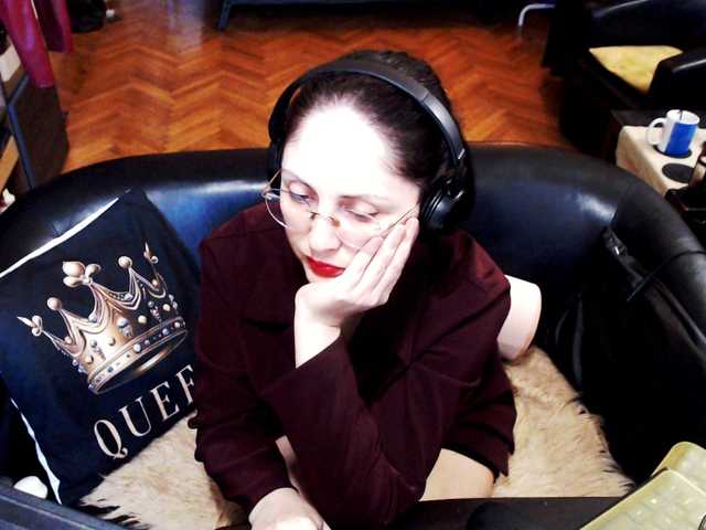 1imperatriza's BongaCams show and profile