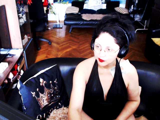 1imperatriza live cam on BongaCams