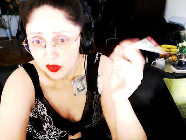 1imperatriza live cam on BongaCams