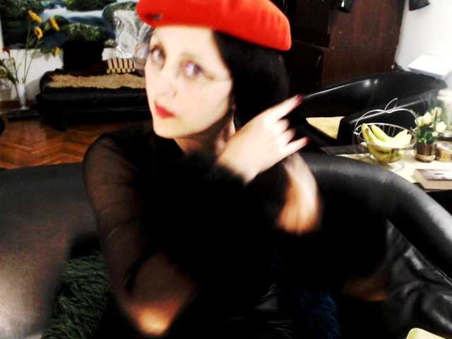1imperatriza live cam on BongaCams