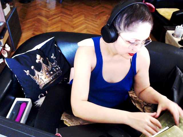 1imperatriza live sex show