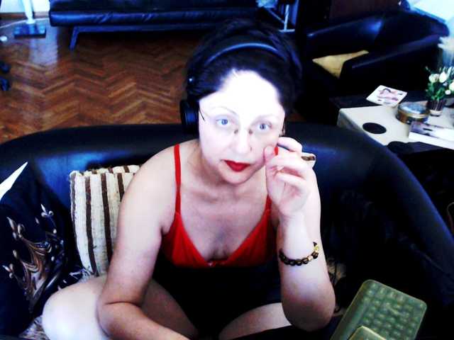 1imperatriza live cam on BongaCams