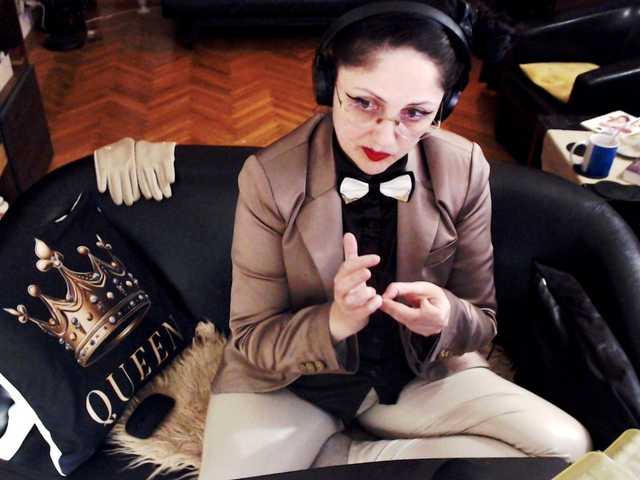 1imperatriza live sex show