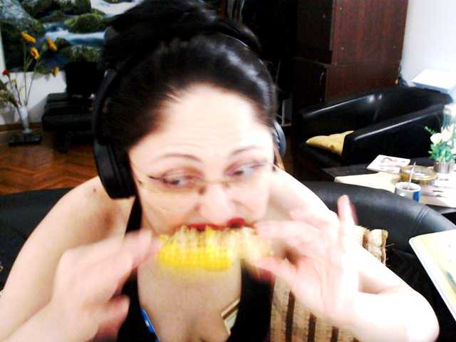 1imperatriza live cam on BongaCams