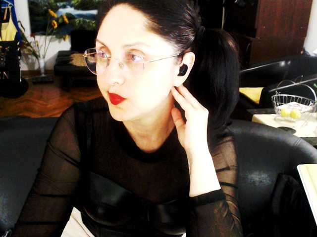 1imperatriza live cam on BongaCams