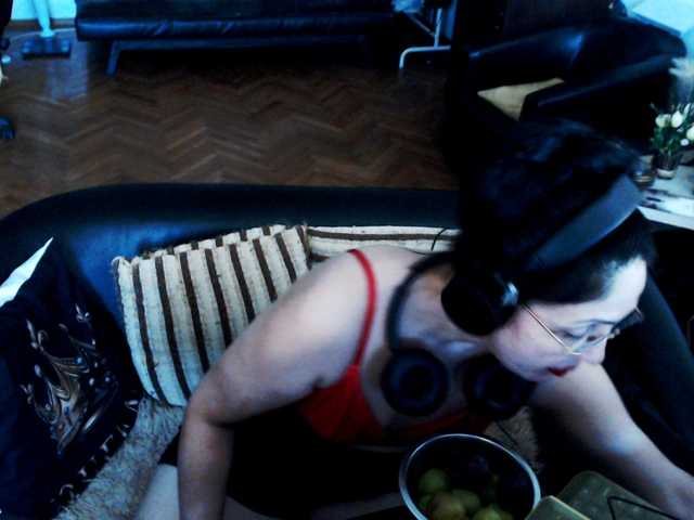 1imperatriza live cam on BongaCams