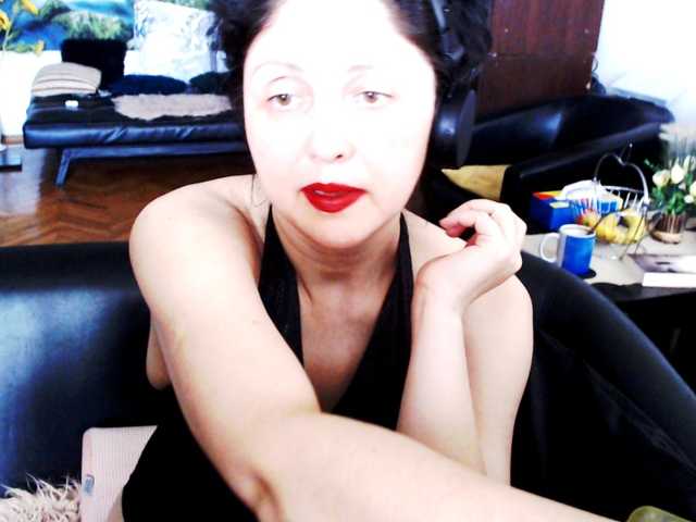 1imperatriza live cam on BongaCams