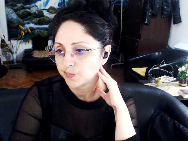 1imperatriza, live now on BongaCams