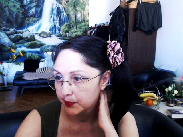 1imperatriza live cam on BongaCams
