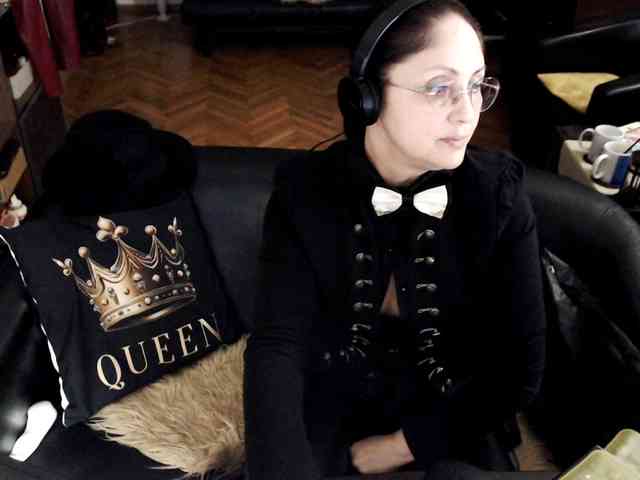 1imperatriza Live Webcam on BongaCams