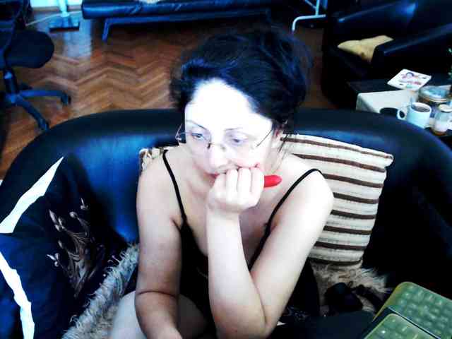 1imperatriza Live Webcam on BongaCams