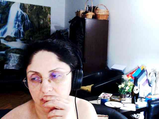 1imperatriza Live Webcam on BongaCams