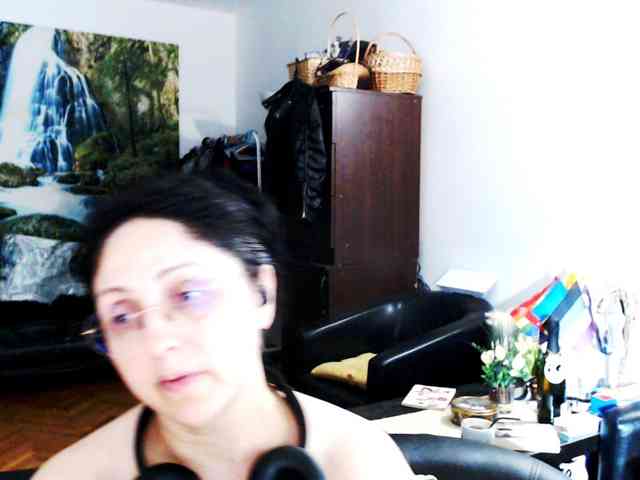 1imperatriza Live Webcam on BongaCams