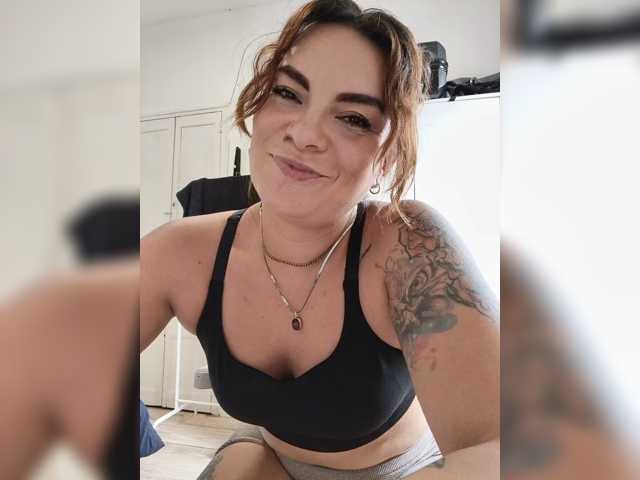 Cocochanell live cam preview