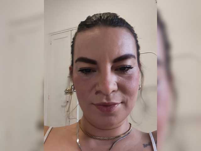 Duramapola, en directo ahora en BongaCams