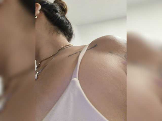 Cocochanell live cam on BongaCams