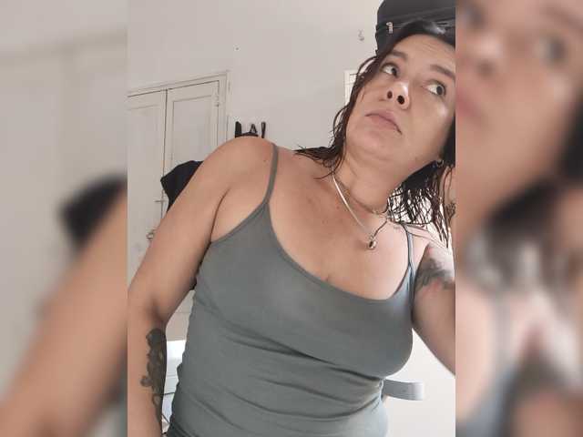 Duramapola, en directo ahora en BongaCams