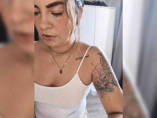 Modella: Cocochanell