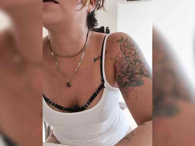 Modella: Cocochanell