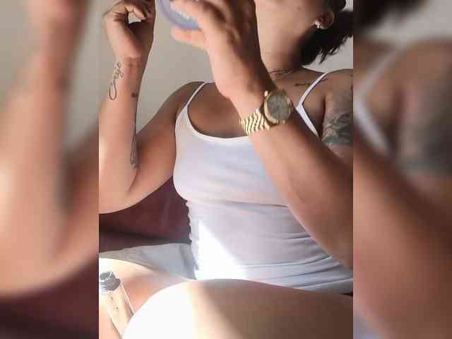 Cocochanell webcam