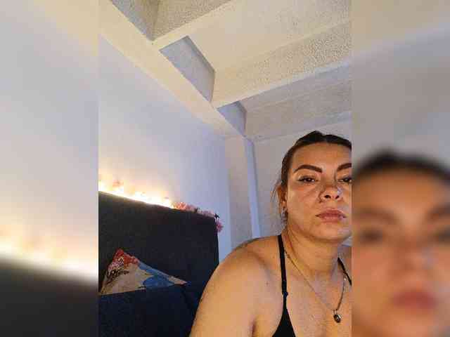 Cocochanell webcam