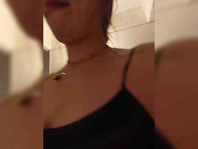 Cocochanell webcam