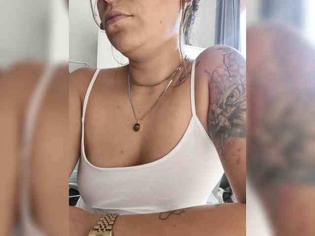 Cocochanell webcam