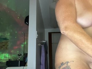 April_XO