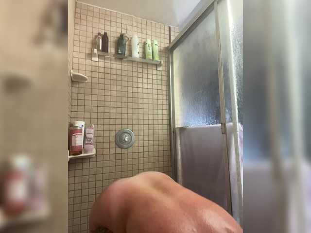 April_XO