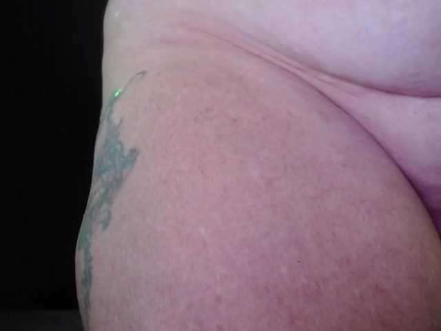 April_XO