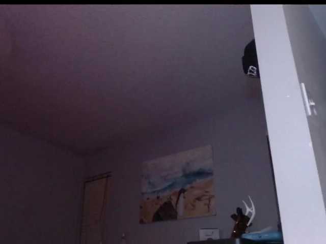 April_XO webcam