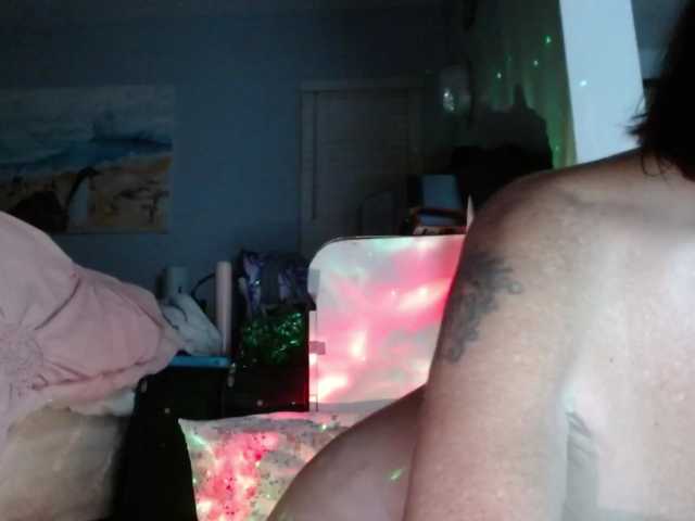 April_XO live cam preview